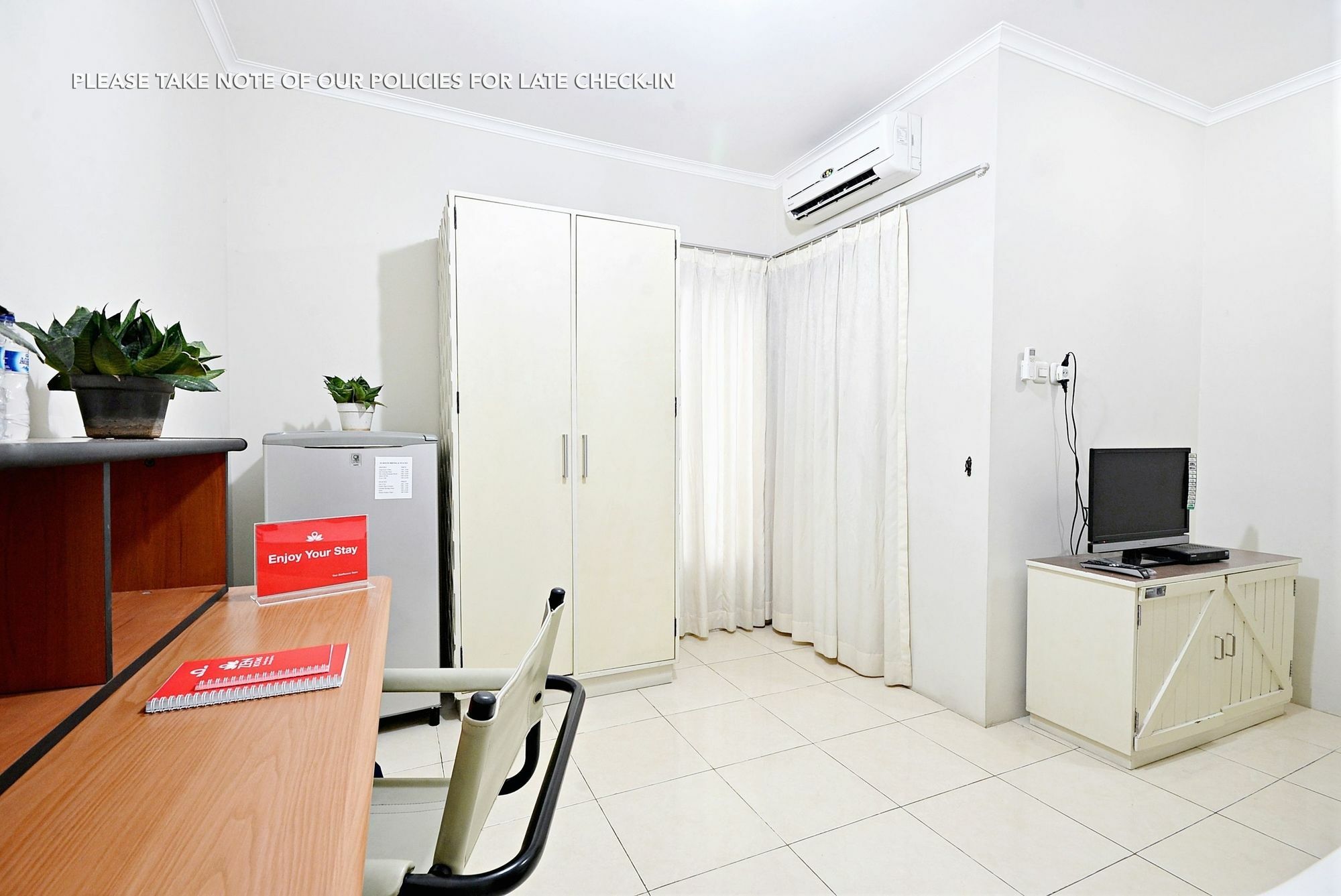 Zen Rooms Mampang Prapatan Cakarta Dış mekan fotoğraf