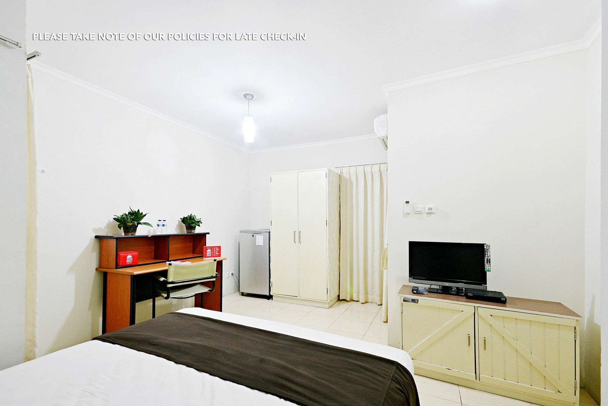 Zen Rooms Mampang Prapatan Cakarta Dış mekan fotoğraf